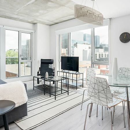 Chic 2Br In Festival Quarter By Sonder Apartment Montreal Exterior photo