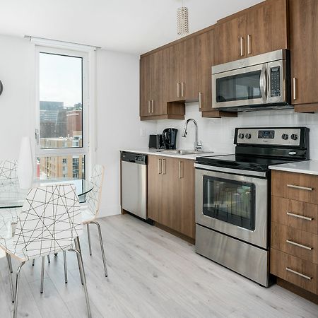 Chic 2Br In Festival Quarter By Sonder Apartment Montreal Exterior photo